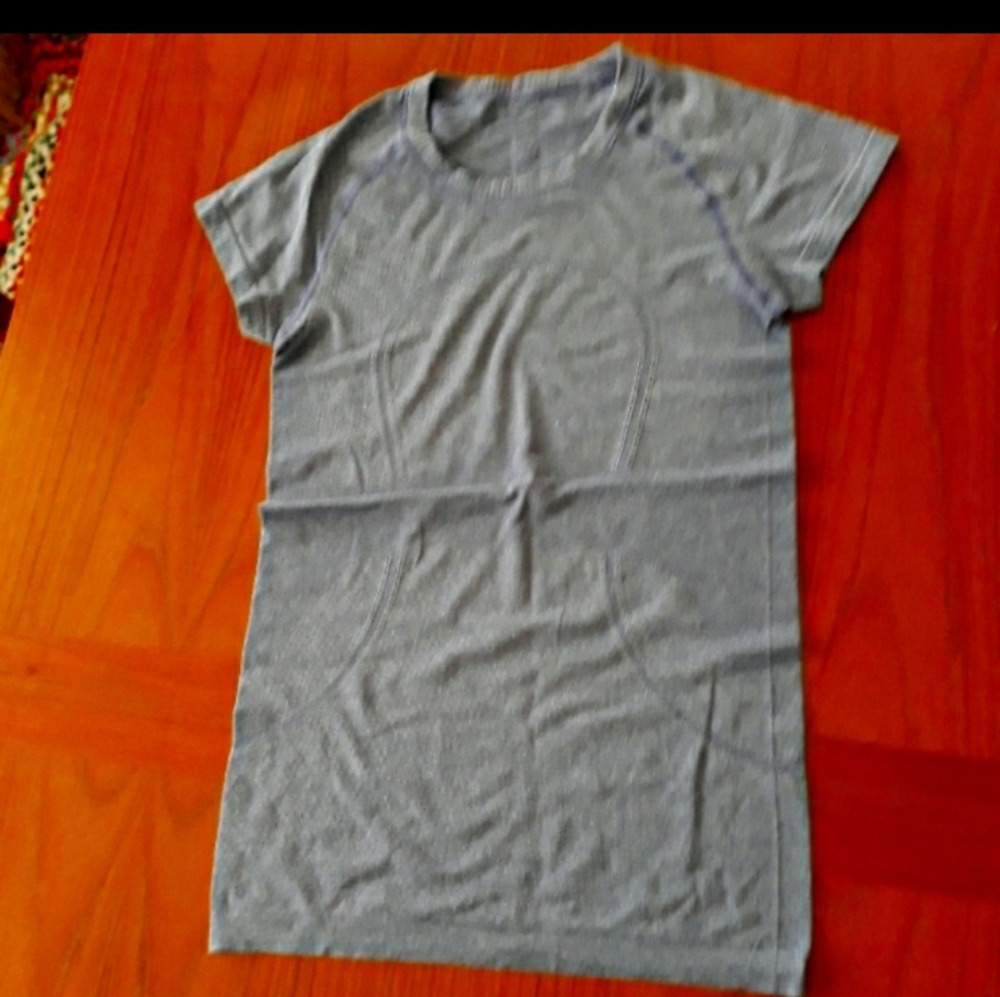 Lululemon Swiftly Tee